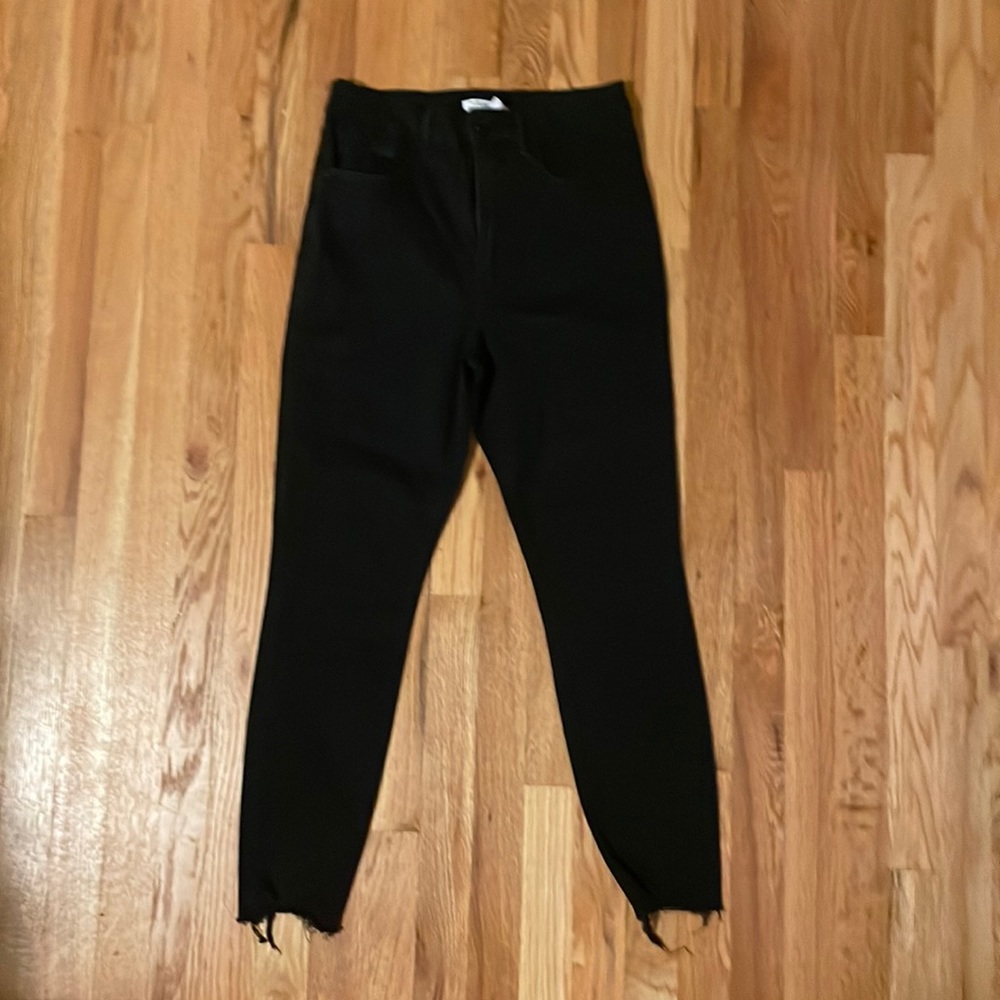 Good American black crop jeans